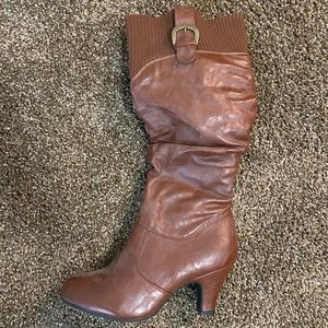Brown boots